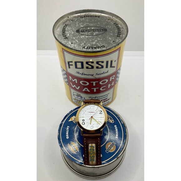 Fossil Motor Watch Oil Can New Old Stock Logo Leather Band New Battery Installed - Picture 2 of 7